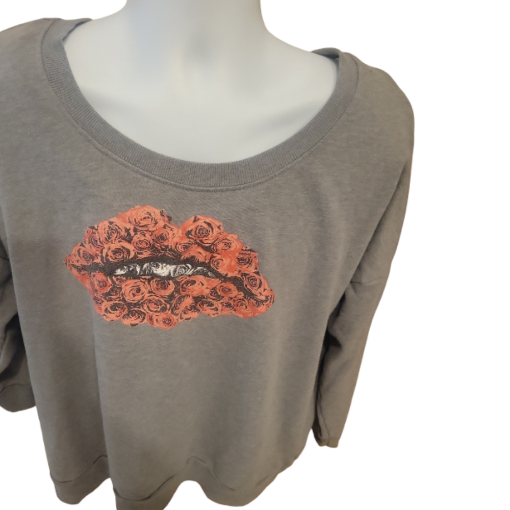 Torrid, Rose Lips Floral Modern Pop Design, comfy Sexy gray Sweatshirt - Picture 6 of 8